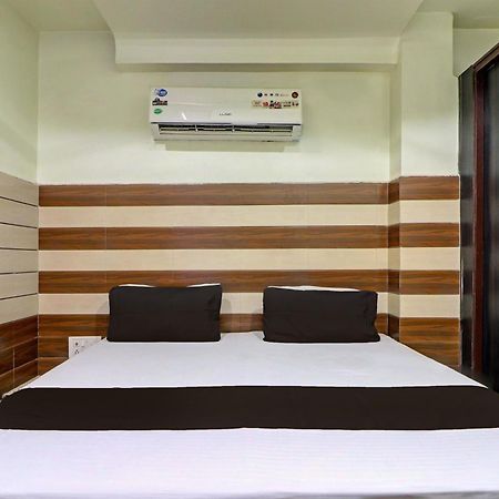 Collection O The Legend Hotel, Hisar Ngoại thất bức ảnh